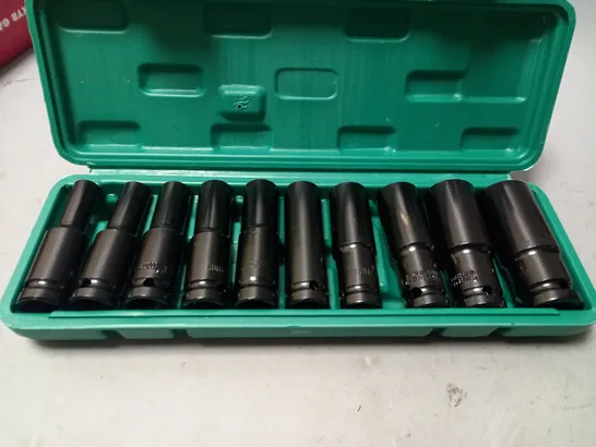 10 PC SOCKET SET 