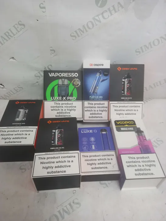 BOX OF APPROXIMATELY 15 ASSORTED E-CIGARATTES TO INCLUDE GEEKVAPE, VAPORESSO, LUXE ETC