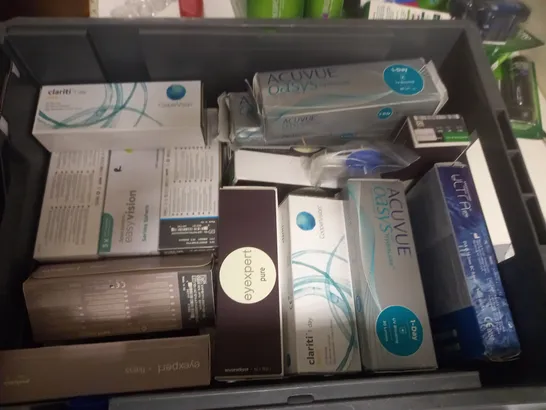 LOT OF ASSORTED EYE CARE ITEMS TO INCLUDE CLARITI, EYEEXPERT AND BAUSCH & LOMB