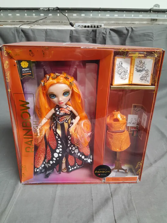 BOXED RAINBOW HIGH FANTASTIC FASHION DOLL RRP £39.99