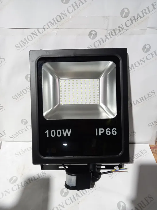 BOXED GOODWIN 100W IP66 FLOOD LIGHT