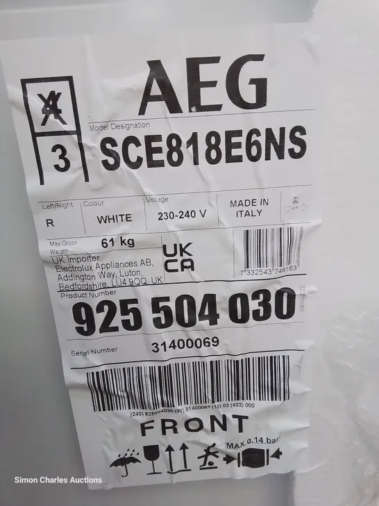 AEG 6000 SERIES INTEGRATED 50/50 FRIDGE FREEZER MODEL SCE818E6NS RRP £934