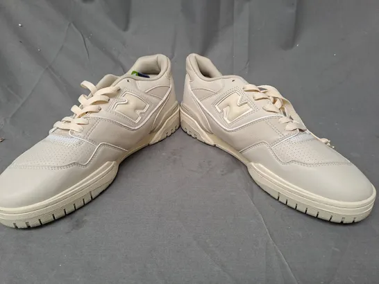 PAIR OF NEW BALANCE 550 TRAINERS IN BEIGE UK SIZE 10.5