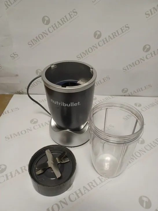 NUTRIBULLET 600 SERIES 600W NUTRITION EXTRACTOR 