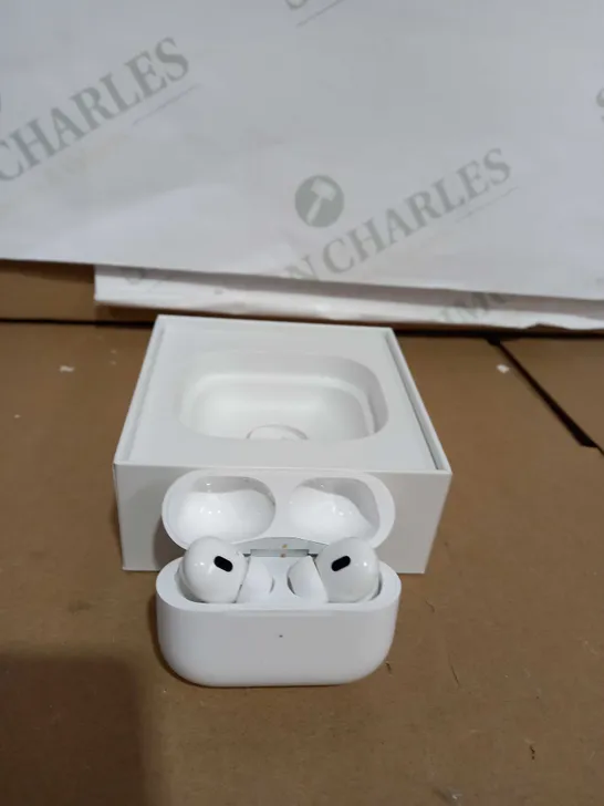 APPLE AIRPODS PRO 2ND GEN WITH MAGSAFE CHARGING CASE