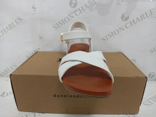 BOXED PAIR OF DUNE LONDON CROSS STRAP COMFORT WHITE LEATHER SANDALS - UK 7