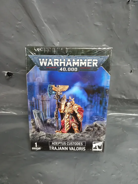 BOXED AND SEALED WARHAMMER 40,000 ADEPTUS CUSTODES TRAJANN VALORIS - 1 MINIATURE