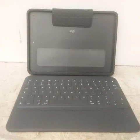 BOXED LOGITECH TABLET KEYBOARD CASE 