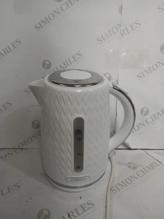 ZANUSSI CORDLESS KETTLE IN WHITE