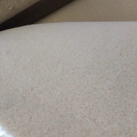 ROLL OF QUALITY DIMENSIONS 50 CARPET APPROXIMATELY 5M × 2.18M