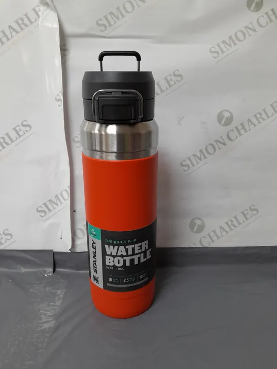 STANLEY QUICK FLIP WATER BOTTLE ORANGE 1.06L