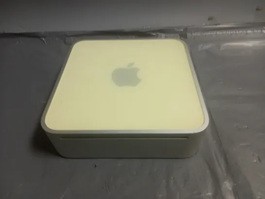 UNBOXED APPLE A1103 COMPUTER