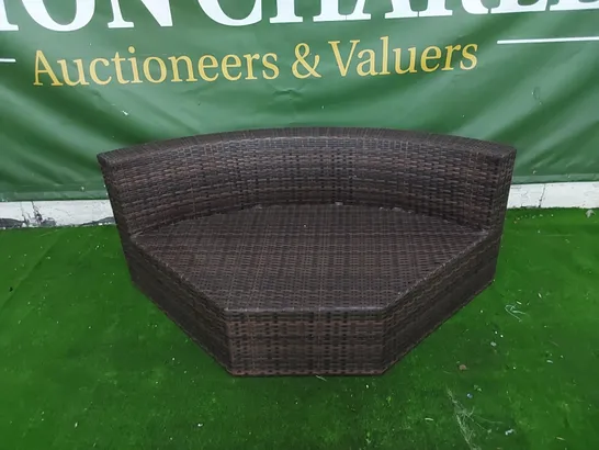 DESIGNER BROWN RATTAN SOFA PIECE 