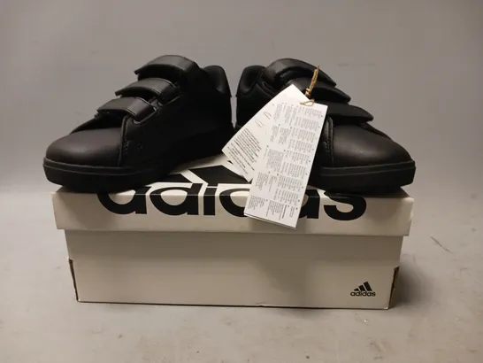 BOXED PAIR OF ADIDAS BASE 2.0 KIDS SHOES IN BLACK UK SIZE 13