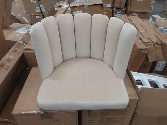 BOXED DESIGNER CREAM VELVET ACCENT CHAIR WITH BLACK METAL LEGS