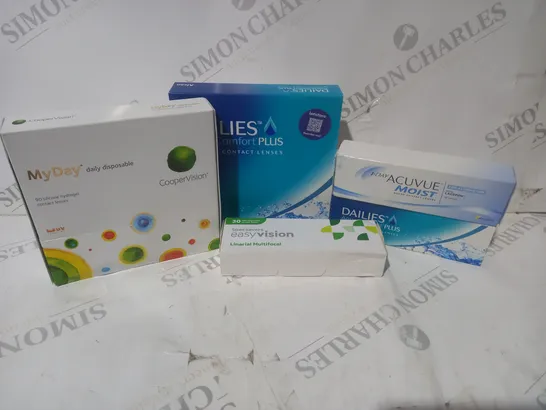 BOX OF APPROXIMATELY 30 ASSORTED EYE CARE ITEMS TO INCLUDE COOPER VISION, EASY VISION AND ACUVUE MOIST