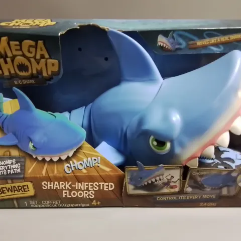 BOXED MEGA CHOMP R/C SHARK