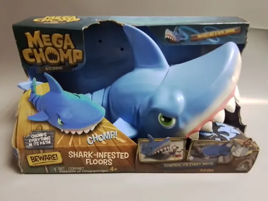 BOXED MEGA CHOMP R/C SHARK RRP £49.99