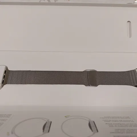 APPLE WATCH MAGNETIC CLOSURE 