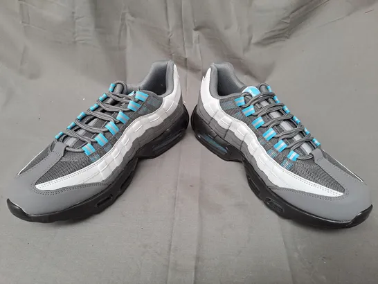 BOXED PAIR OF NIKE AIR SHOES IN GREY/LIGHT BLUE UK SIZE 9