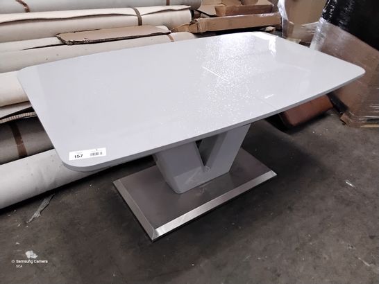 DESIGNER GREY GLOSS EXTENDING DINING TABLE ON V PEDESTAL 