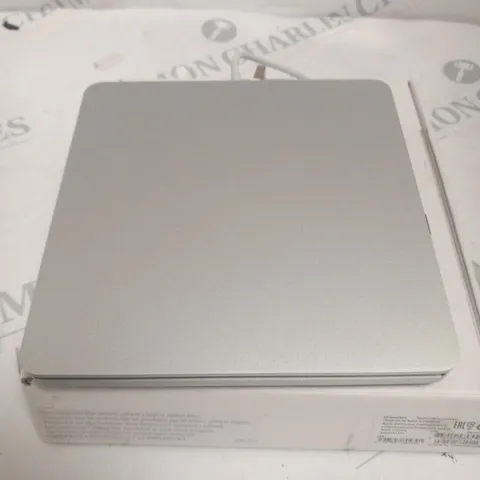 BOXED APPLE USB SUPER DRIVE A1379