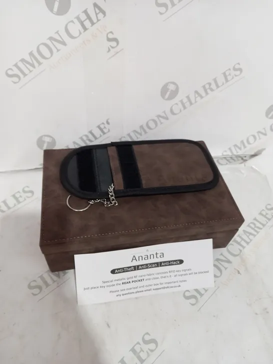 BOXED BROWN ANTI THEFT ANTI SCAN KEY PROTECTOR 