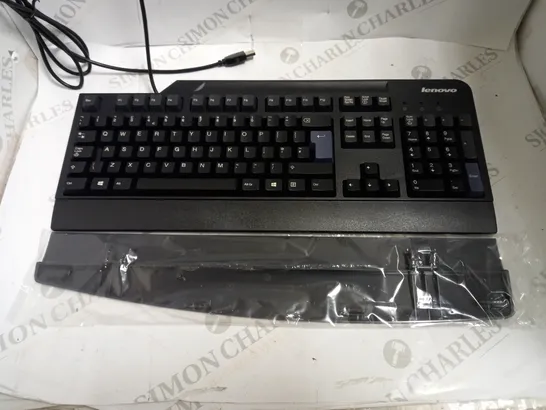 LENOVO SK-8825 WIRED USB KEYBOARD