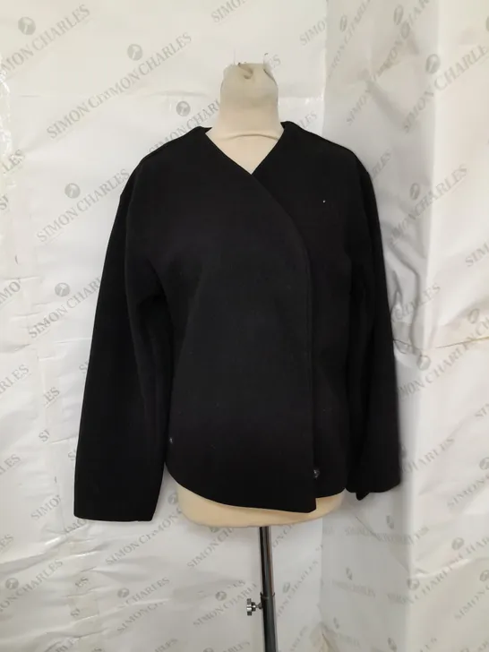 MONKI BUTTON JACKET IN BLACK SIZE XS