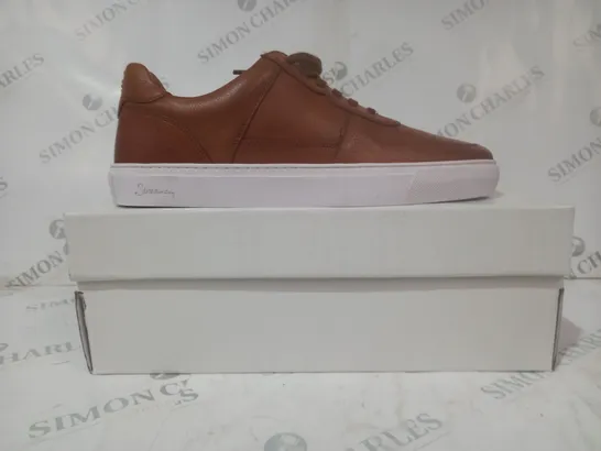 BOXED PAIR OF OLIVER SWEENEY SHOES IN BROWN UK SIZE 11