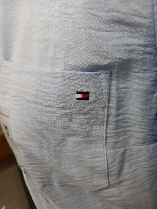 TOMMY HILFIGER HERITAGE SHIRT SIZE M