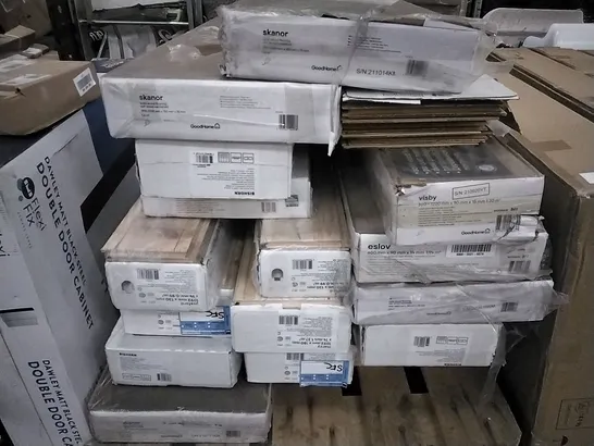 PALLET OF ASSORTED WOOD FLOORING PANELS 