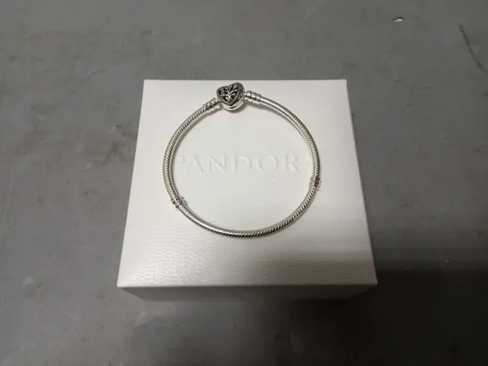 BOXED PANDORA HEART BRACELET