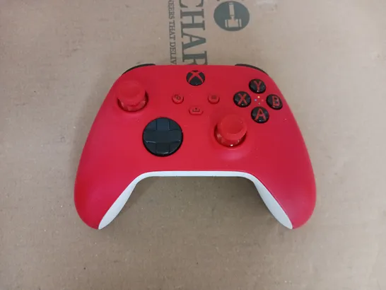 BOXED XBOX WIRELESS CONTROLLER 