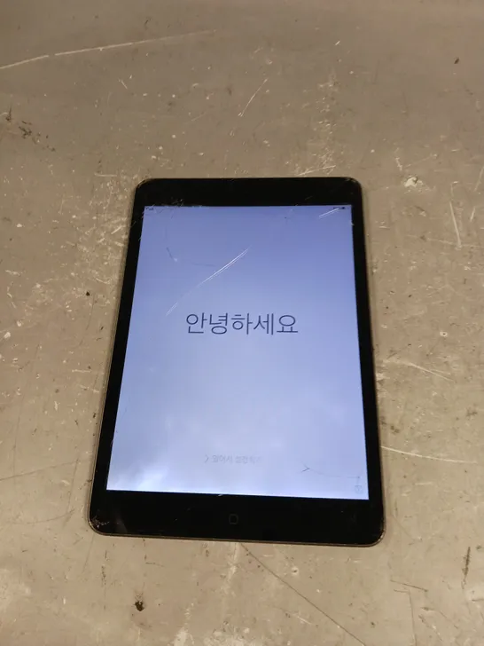 APPLE IPAD MINI GREY - MODEL A1432