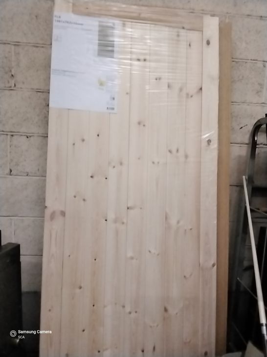 NORDICK SOFTWOOD LEDGED & BRACED DOOR 1981 × 762 × 40mm