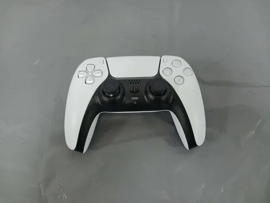 SONY PLAYSTATION 5 CONTROLLER