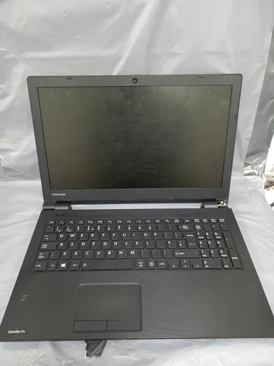 TOSHIBA SATELLITE PRO R50-B	15 INCH I3-4005U 1.70GHZ