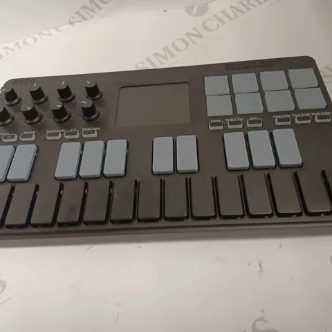 KORG - NANOKEY STUDIO MIDI CONTROLLER - BLACK