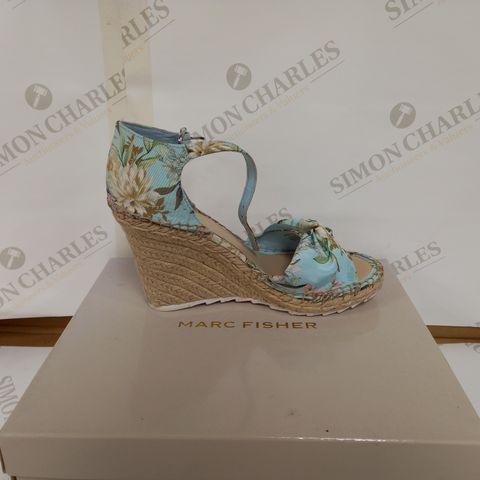 BOXED PAIR OF MARC FISHER WEDGED SANDALS - BLUE/FLOWER DETAIL SIZE 9M
