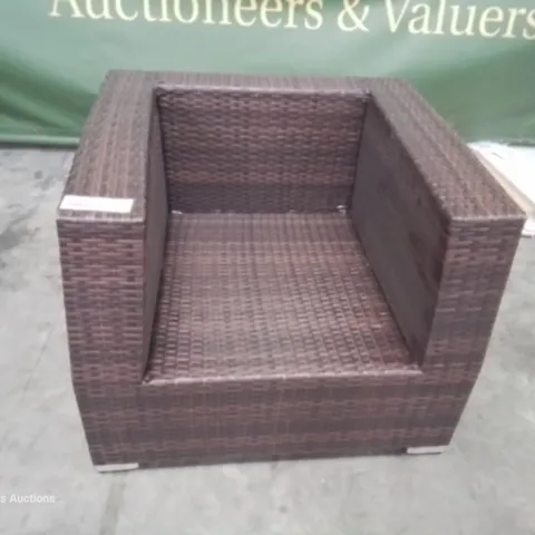 DESIGNER BROWN RATTAN CUBE PATIO CHAIR