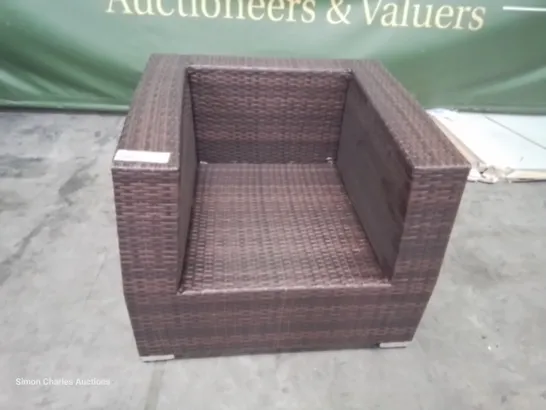 DESIGNER BROWN RATTAN CUBE PATIO CHAIR