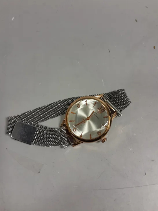 LADIES LA BANUS WATCH – QUARTZ MOVEMENT – METAL STRAP WITH MAGNETIC CLASP 