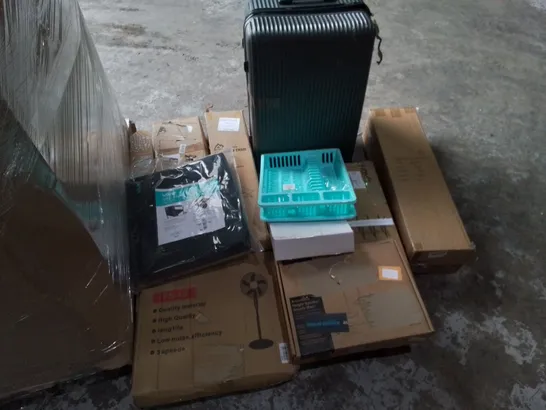 PALLET OF ASSORTED ITEMS TO INCLUDE: VIVE GEL SEAT CUSHION, FLOORSTANDING FAN, ADJUSTABLE SPEAKER STANDS, LUGGAGE ETC