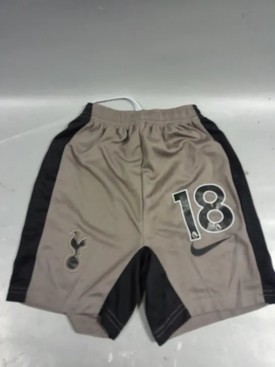 TOTTENHAM HOTSPUR CHILDRENS JERSEY SHORTS - SIZE UNSPECIFIED 