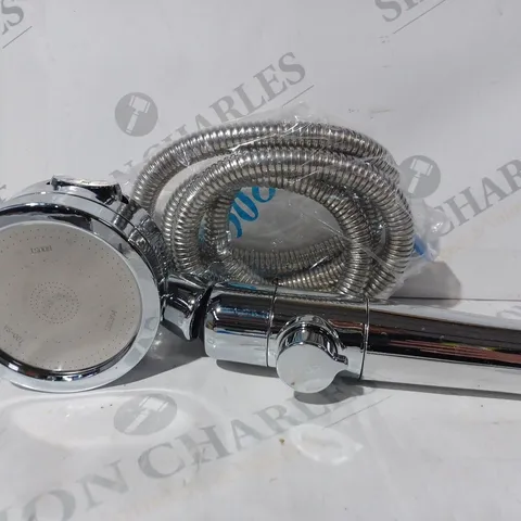 BOXED WORLD SHOWER CHROME EFFECT SHOWER HEAD