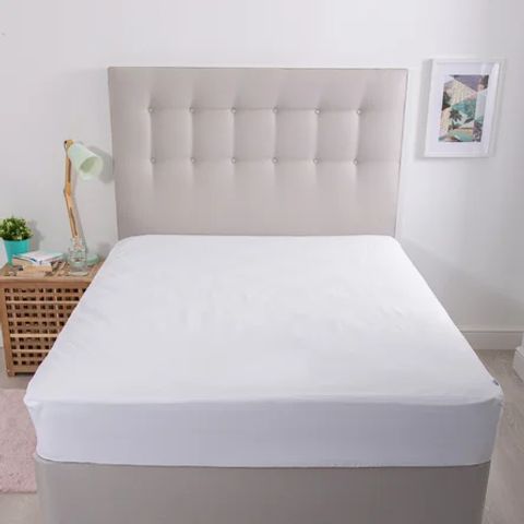 WATERPROOF FITTED MATTRESS PROTECTOR DOUBLE 