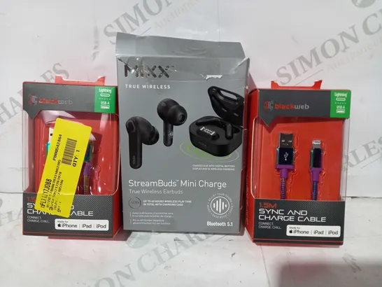 BOX OF APPROXIMATELY 20 ASSORTED ELECTRICAL ITEMS TO INCLUDE BLACKWEB SYNC AND CHARGE CABLE, MIXX STREAMBUDS MINI CHARGE TRUE WIRELESS EARBUDS, ETC