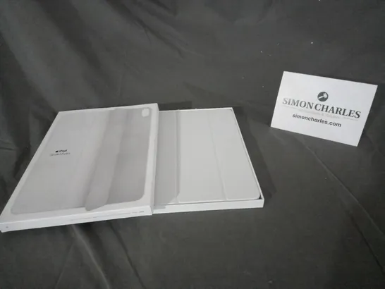 BOXED IPAD SMART FOLIO