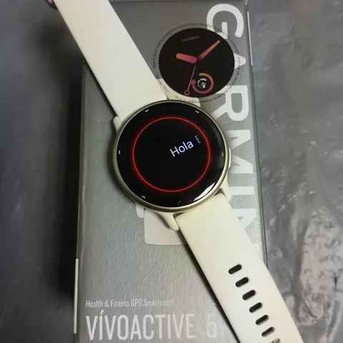 BOXED GARMIN VIVOACTIVE 5 HEALTH AND FITNESS GPS SMARTWATCH - WHITE